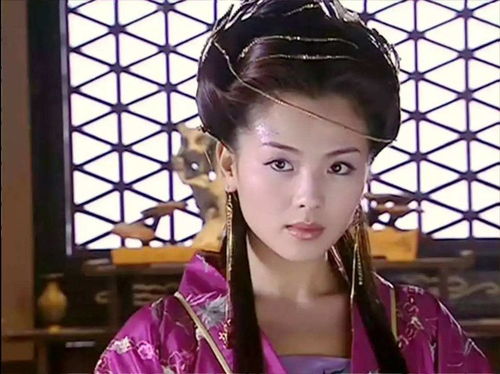历史上最著名的后蜀后主孟昌惠妃费氏,另外两位为前蜀高祖王建淑