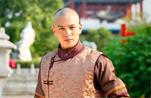 康熙皇帝有24个儿子,但事实上,只有9个人在争夺王位