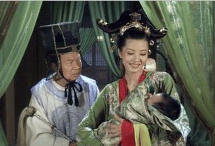 他是狸猫换王子的原型,他的女儿也疯了,深爱的女人也得不到