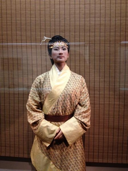 马王堆汉墓古尸是1972年在中国长沙发现的一具女尸 马王堆汉墓千年古尸
